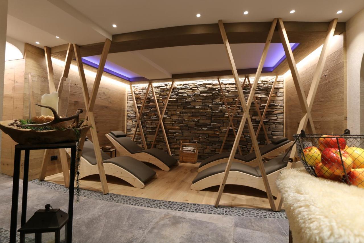 Hotel Fonte Dei Veli Panchia Exteriör bild